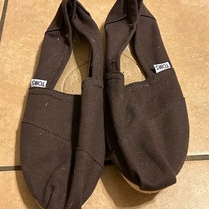 Brown women’s 9toms.